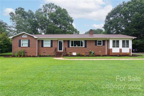 186 Coulwood Drive