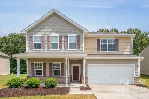 2028 Houndscroft Road
