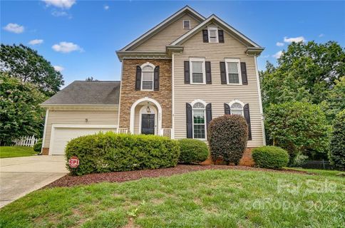8002 Hawk Crest Court