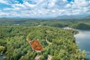 511 Harborside Drive 241 sold home in Nebo, SC