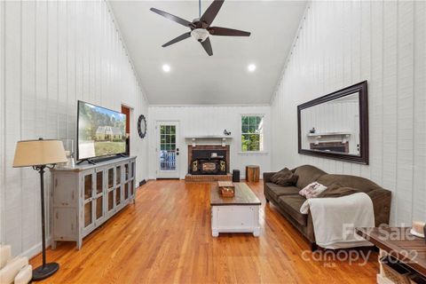 10800 Honey Bee Circle