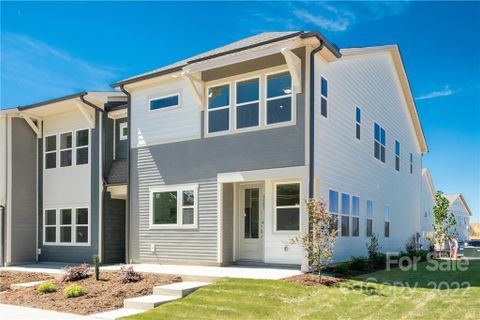 5831 Mantle Way