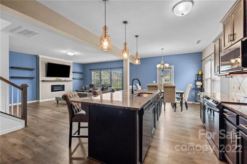 1011 Bramcote Lane 110 sold home in Brentwood, Charlotte, NC