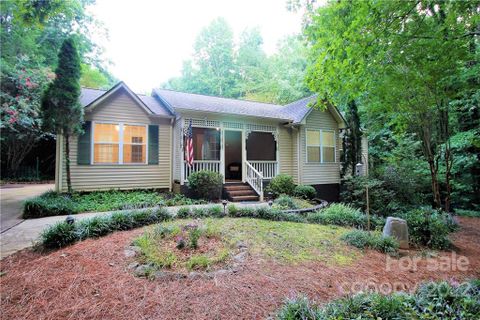 154 Overcreek Road sold home in Mills Forest, Mooresville, NC