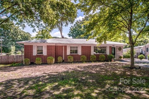 406 Fieldstone Road