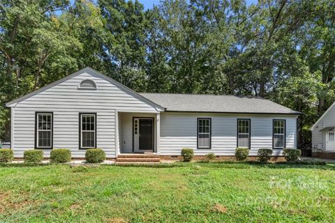 5106 Chestnut Lake Drive 28