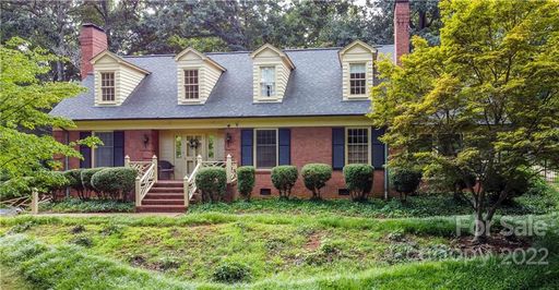 318 Valley Stream Road sold home in Valley Stream, Statesville, NC