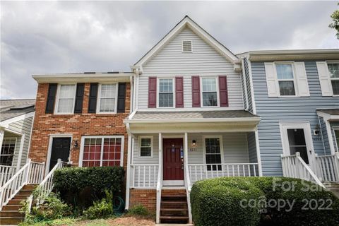8251 Circle Tree Lane sold home in Crestview I, Charlotte, NC