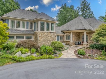 412 Raven Cliff Drive