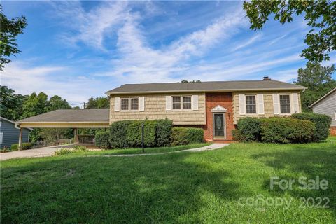 151 Kingswood Road sold home in Kingswood Estates, Statesville, NC