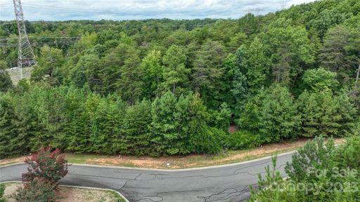 5032 Hermitage Court 212