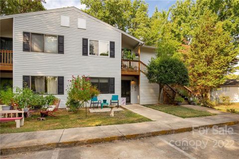 1655 Hunters Trail