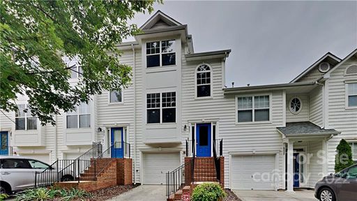 6521 Soapstone Drive sold home in Mallard Creek, Charlotte, NC