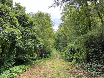 V L Laurel Valley Drive 34 sold home in The Crossings at Sugar Hill, Marion, NC