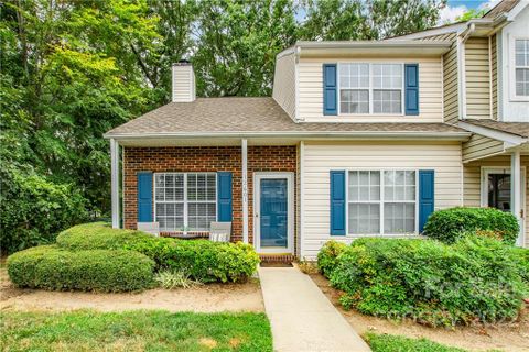 12601 Tucker Crossing Lane sold home in Roxborough, Charlotte, NC
