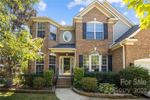 1018 Grayscroft Drive