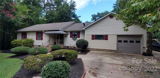 135 Pinecrest Street