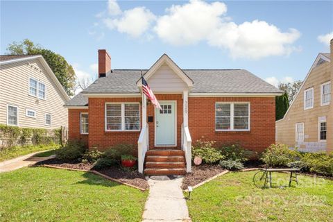 729 Woodruff Place