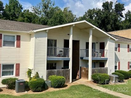 7984 Shady Oak Trail 174