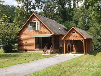 25 Reedy Creek Court sold home in Blue Rock Valley, Hendersonville, NC