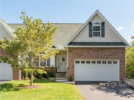 119 Victoria Park Drive sold home in Park Place, Hendersonville, NC