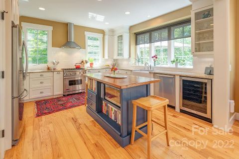 262 Cumberland Avenue