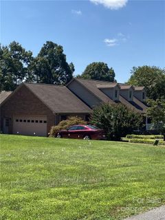 2660 Prince Drive sold home in Lincoln Forest, Lincolnton, NC