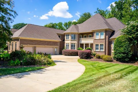 1314 Churchill Downs Drive