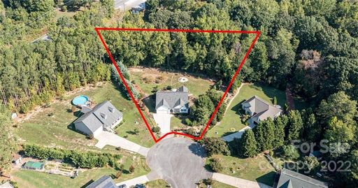 2112 Pinewild Court sold home in Campbells Crossing, York, SC