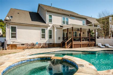111 Hedgewood Drive sold home in Huntwyck Place, Mooresville, NC