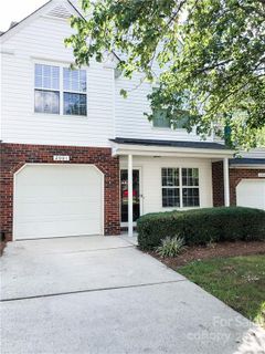 2004 University Heights Lane