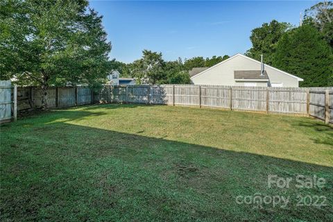 2305 Brenly Court