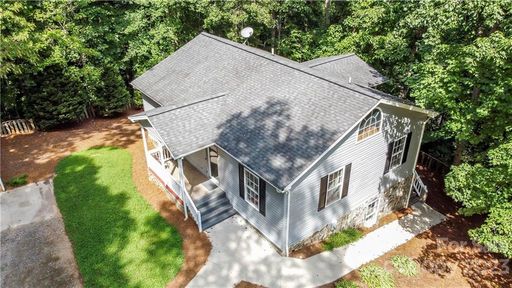 132 Deer Creek Trail sold home in Dales Deer Creek, Statesville, NC