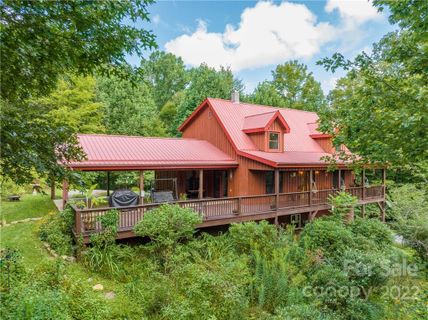 71 Cotton Trail sold home in Wolfs Crossing, Mars Hill, NC