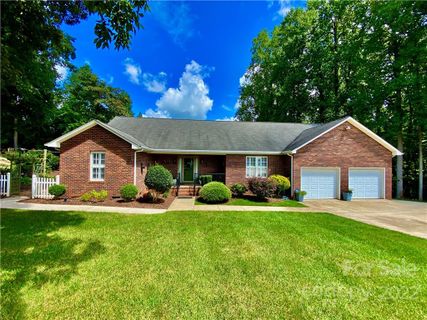 1040 Spring Valley Lane sold home in Spring Valley, Salisbury, NC