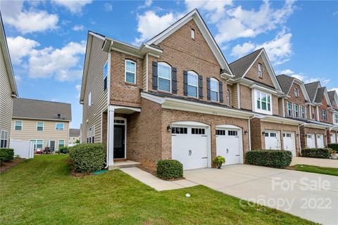 113 Burlingame Court Unit A sold home in Cove At Morrison Plantation, Mooresville, NC