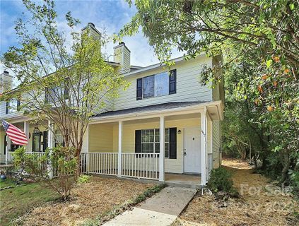 1447 Flintwood Drive sold home in Olde Salem, Rock Hill, SC