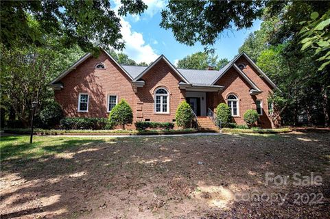 1001 Brandon Court