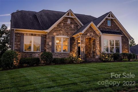 8829 Branchside Lane