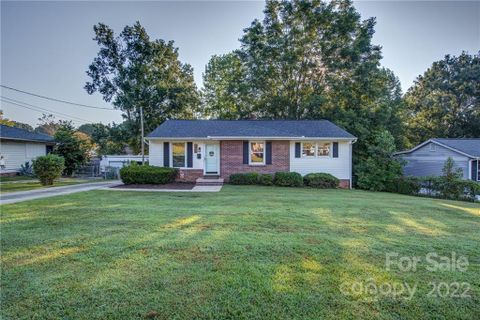 326 Brentwood Drive sold home in Pinecrest, Gastonia, NC