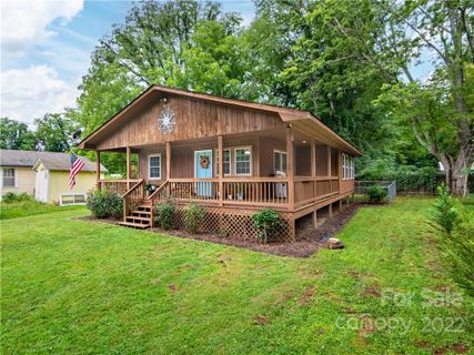 528 Westwood Circle sold home in Grimball Park, Waynesville, NC