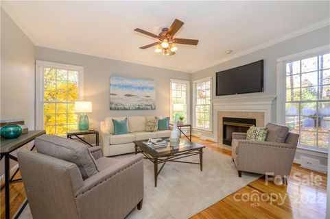 7819 Red Oaks Trail