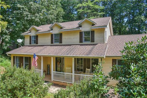 207 Sweetwater Hills Drive