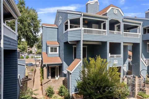 425 8th Street 85 sold home in Springfield Square, Charlotte, NC