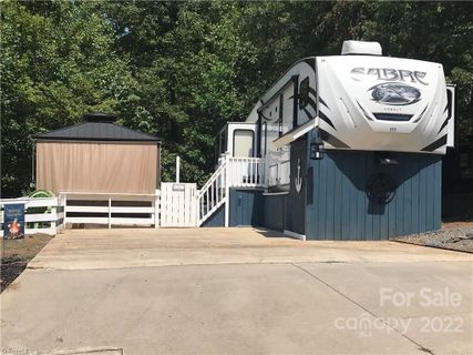 114 Sparrow Lane