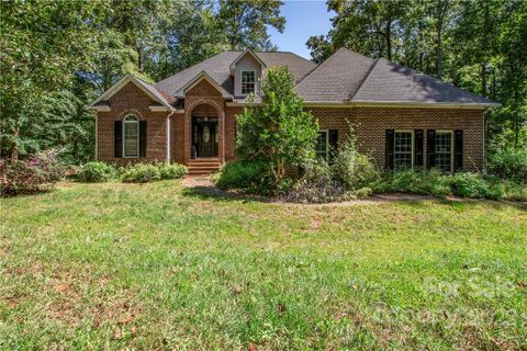1722 Hickory Ridge Road sold home in Woodfield, Rock Hill, SC