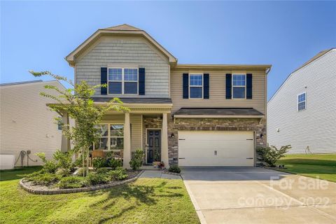 4271 Coachwhip Avenue