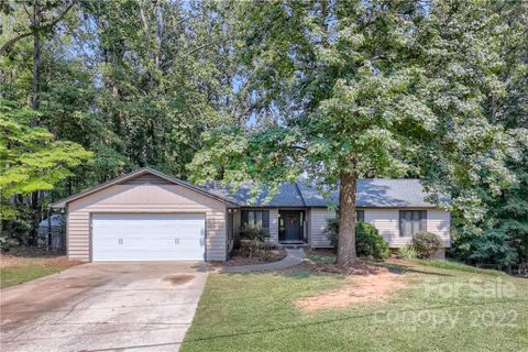 8009 Golf Course Drive