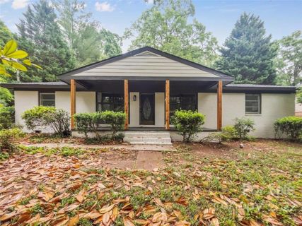 1510 Lynhurst Drive