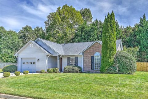 112 Hawks Nest Drive